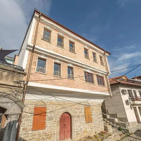 Kolyo Fitcheto's Rose House Veliko Tarnovo